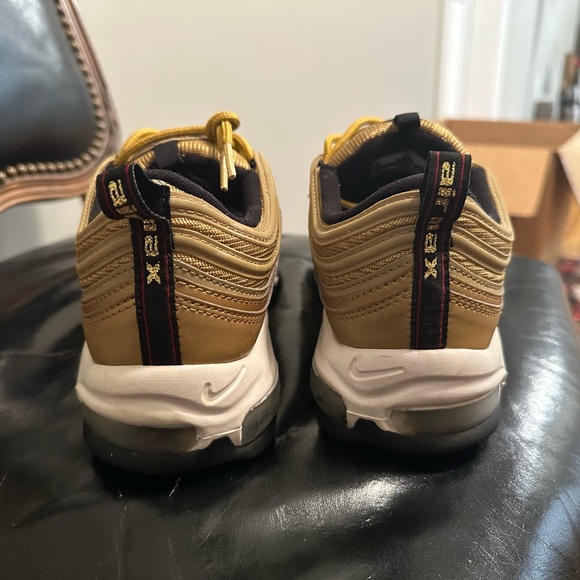 Nike Air Max 97 Quick Strike.Gold with red swoosh worn maybe 2-3 times looks new - Picture 3 of 10